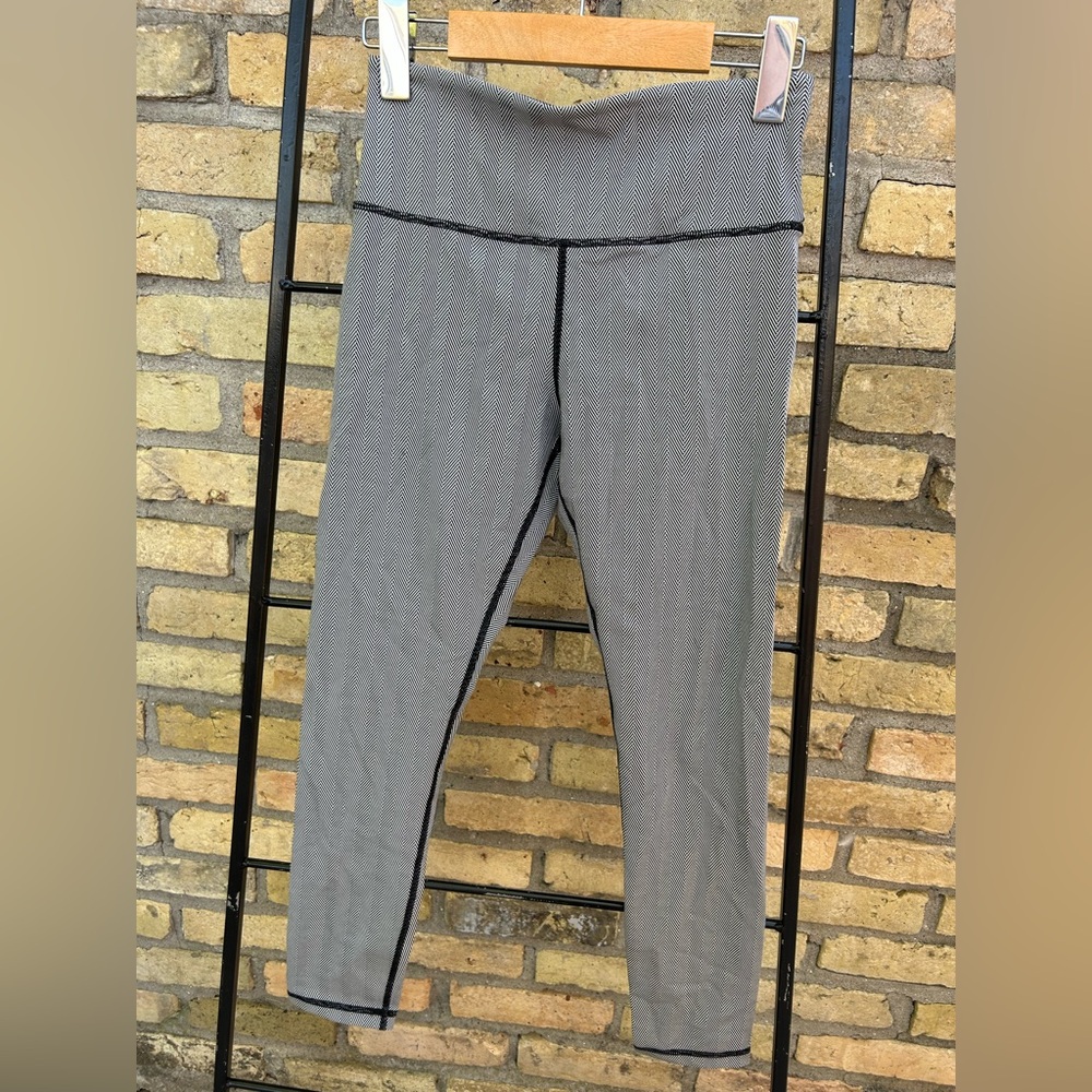 ZYIA Black and White Herringbone Leggings